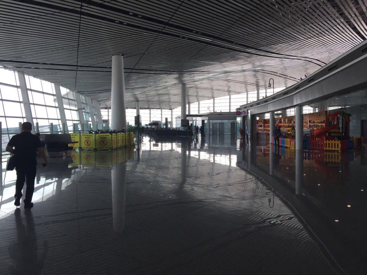 天津滨海国际机场航班查询-余下全文