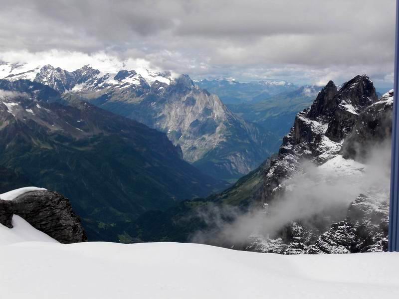 7月份瑞士铁力士雪山温度-9月铁力士雪山与少