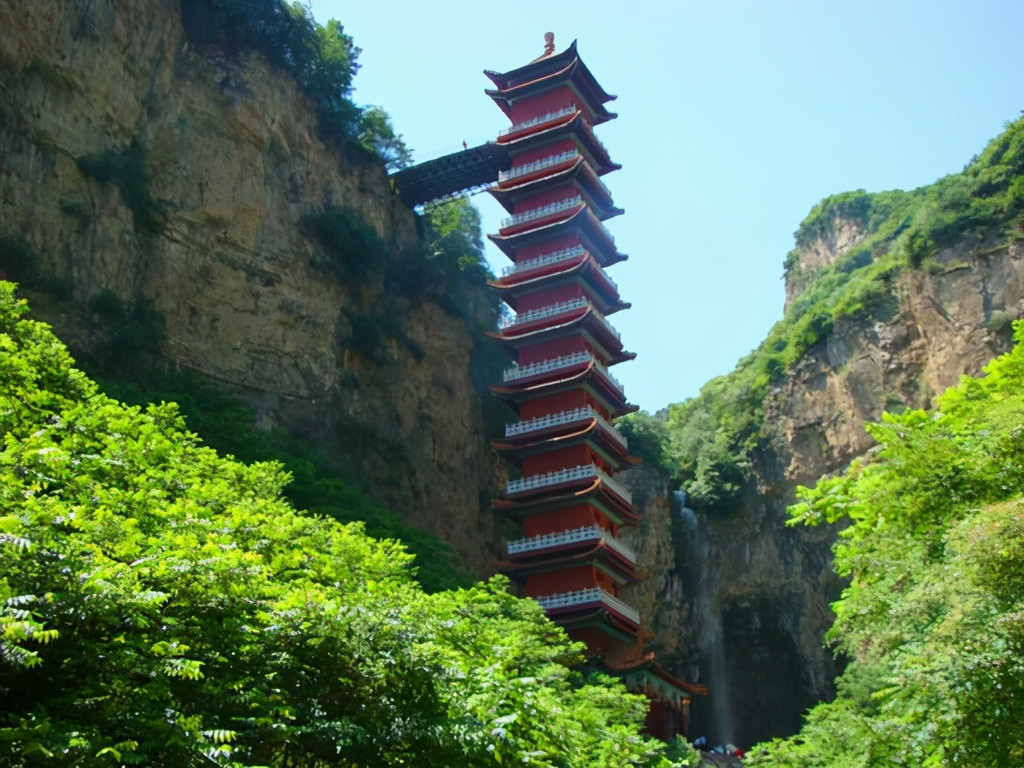 河北旅游:平山天桂山揽胜(图)