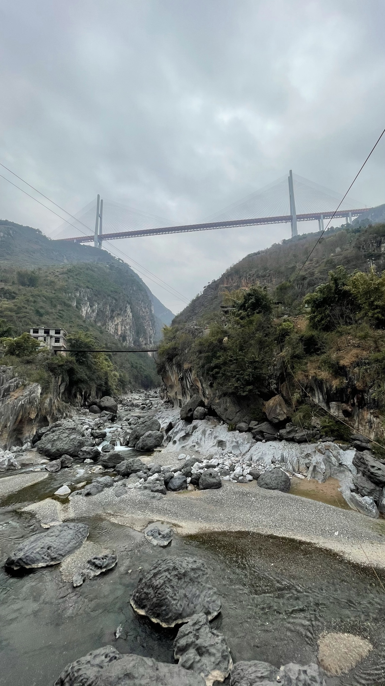 请问北盘江大桥有合适的观景台吗-遂宁旅游问答