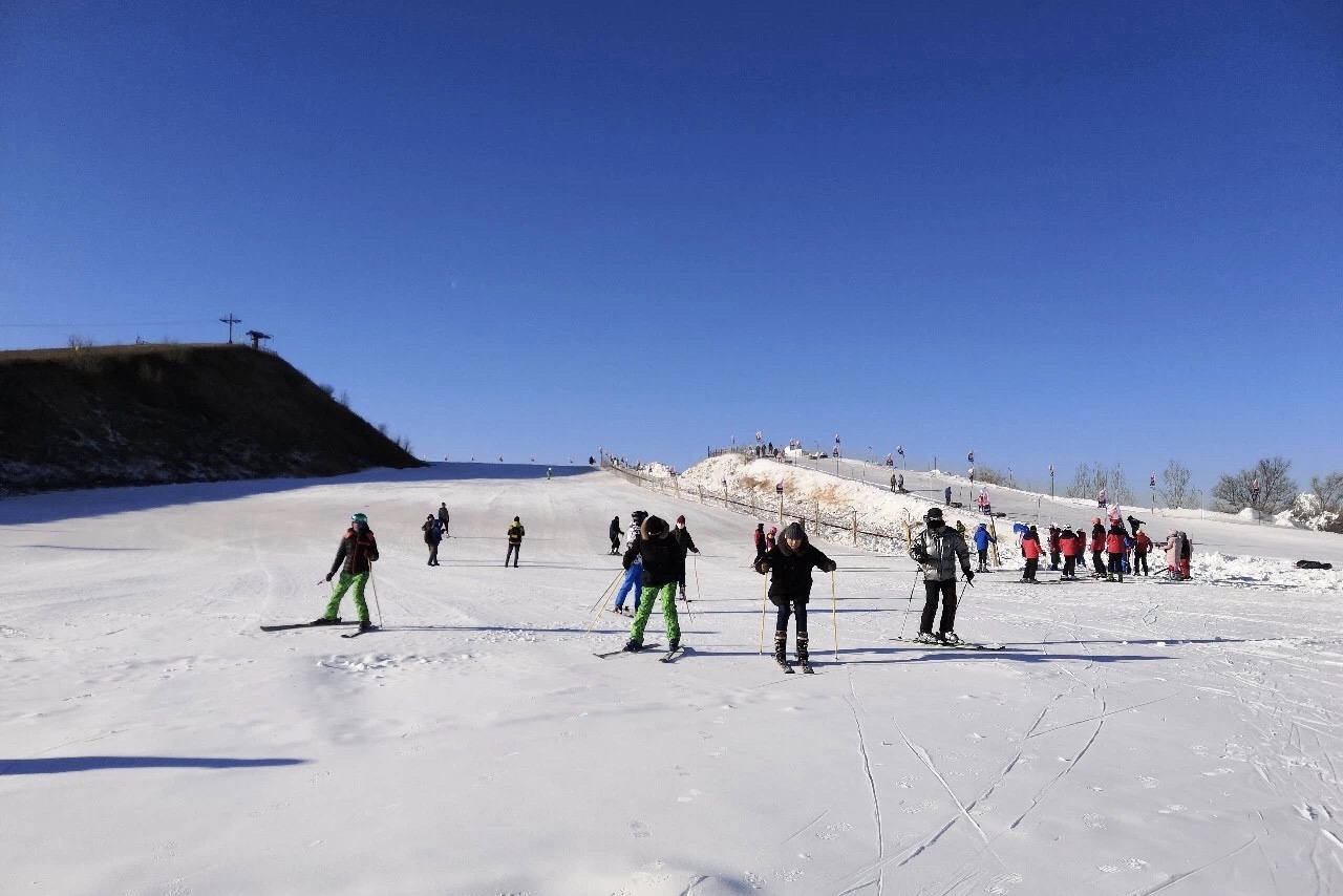 齐齐哈尔明月岛滑雪场攻略-明月岛滑雪场门票价格多少