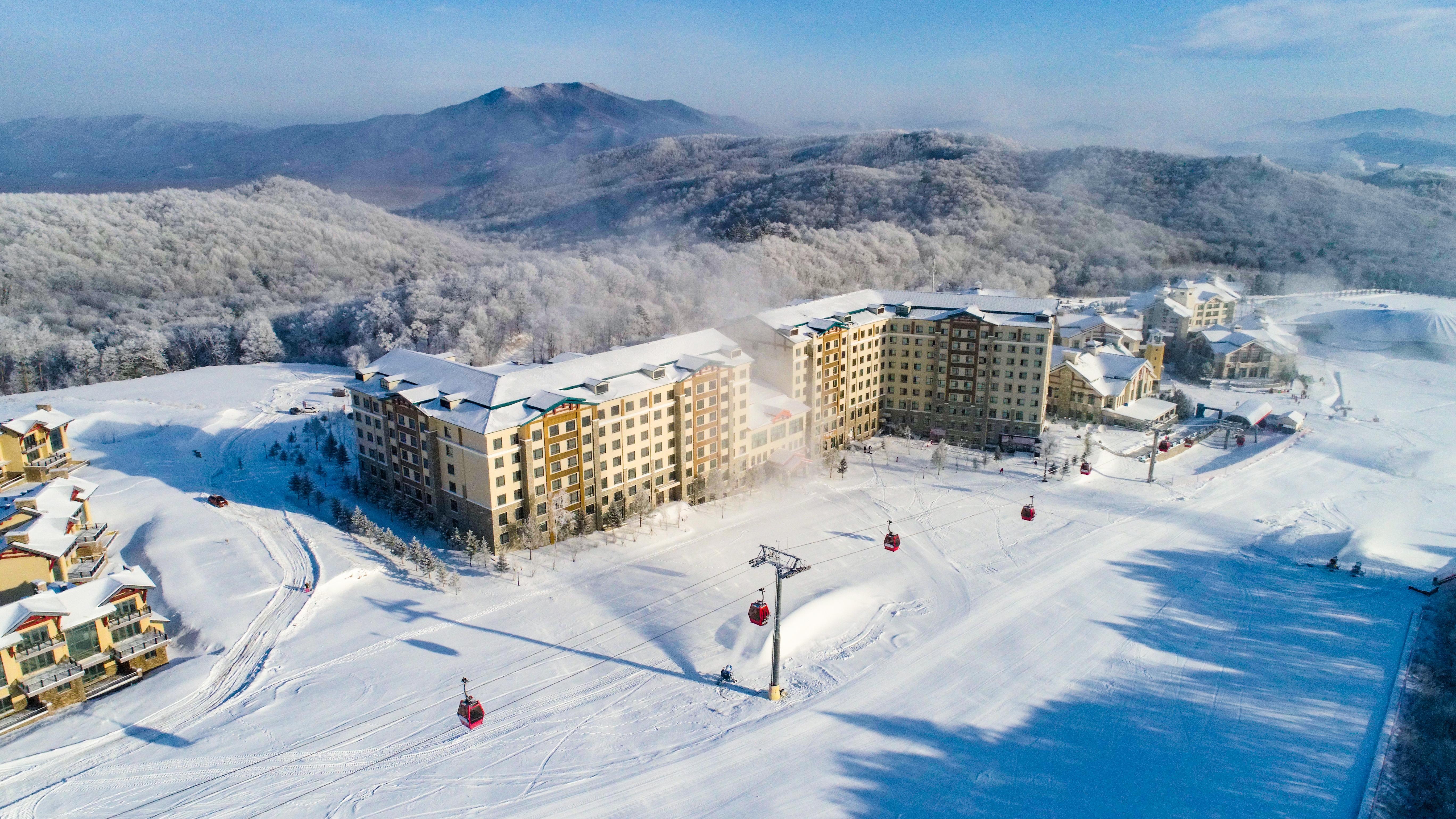 新亚布力滑雪场