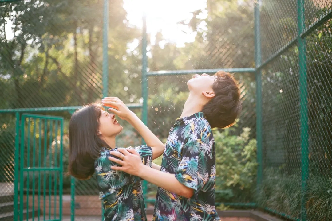作品欣赏丨最美的时光,最甜的爱情,浪漫情侣写真,甜化
