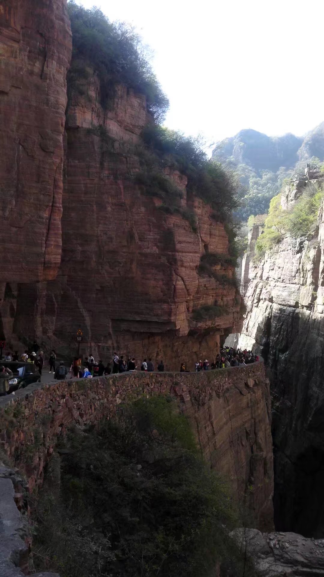 绵延八百里太 行 山把最美的一段给了河南轻装徒步穿越南太行徒步双底