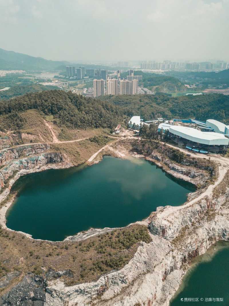 广州户外油麻山石牙顶天坑小众徒步攻略