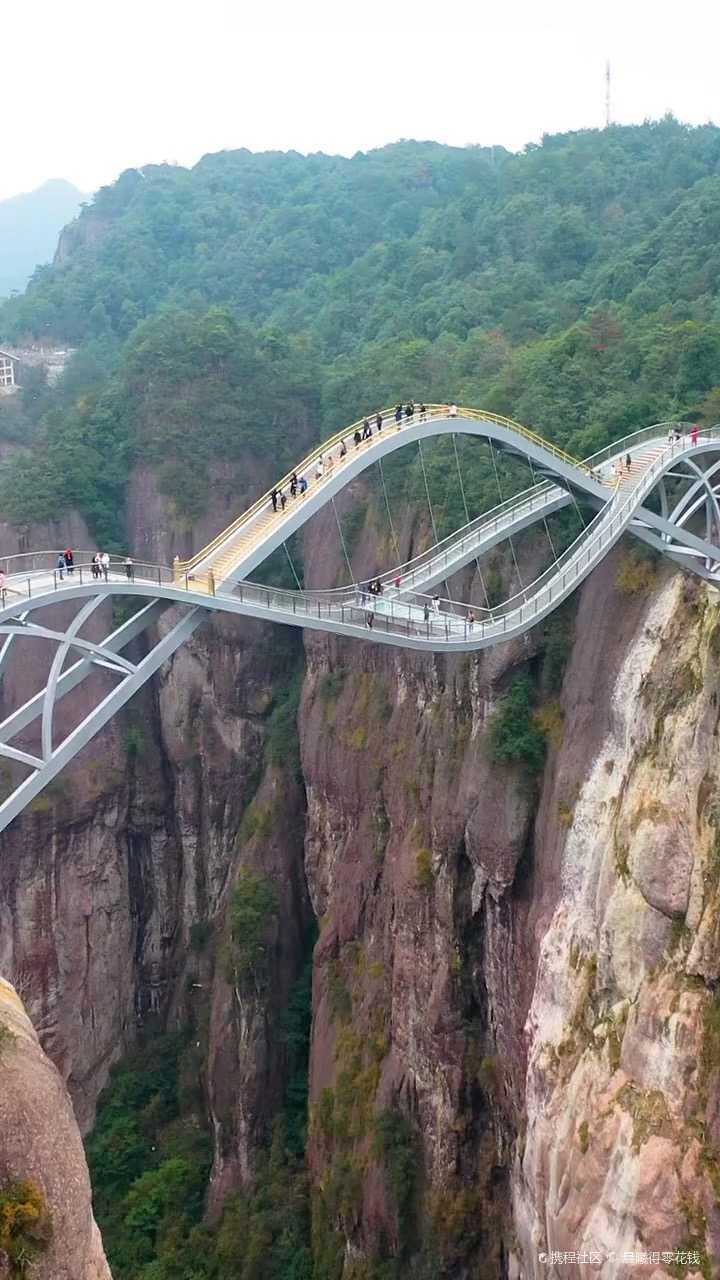 小何旅行家浙江台州神仙居如意桥,架在百米-神仙居如意桥自由行笔记