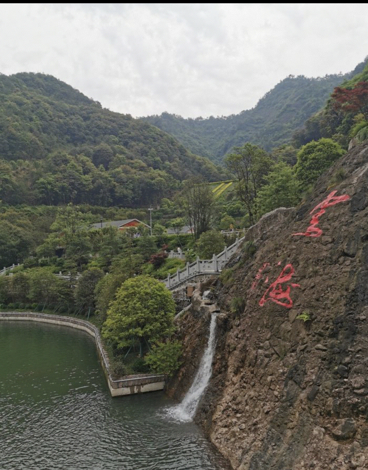 诸暨斗岩风景区攻略,诸暨斗岩风景区门票/游玩攻略