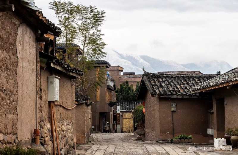 随风随拍-大石板古村 西昌邛海边的大石板古村,始建于明代,重建于