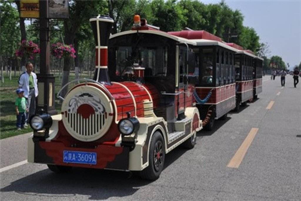 大明宫国家遗址公园观光小火车