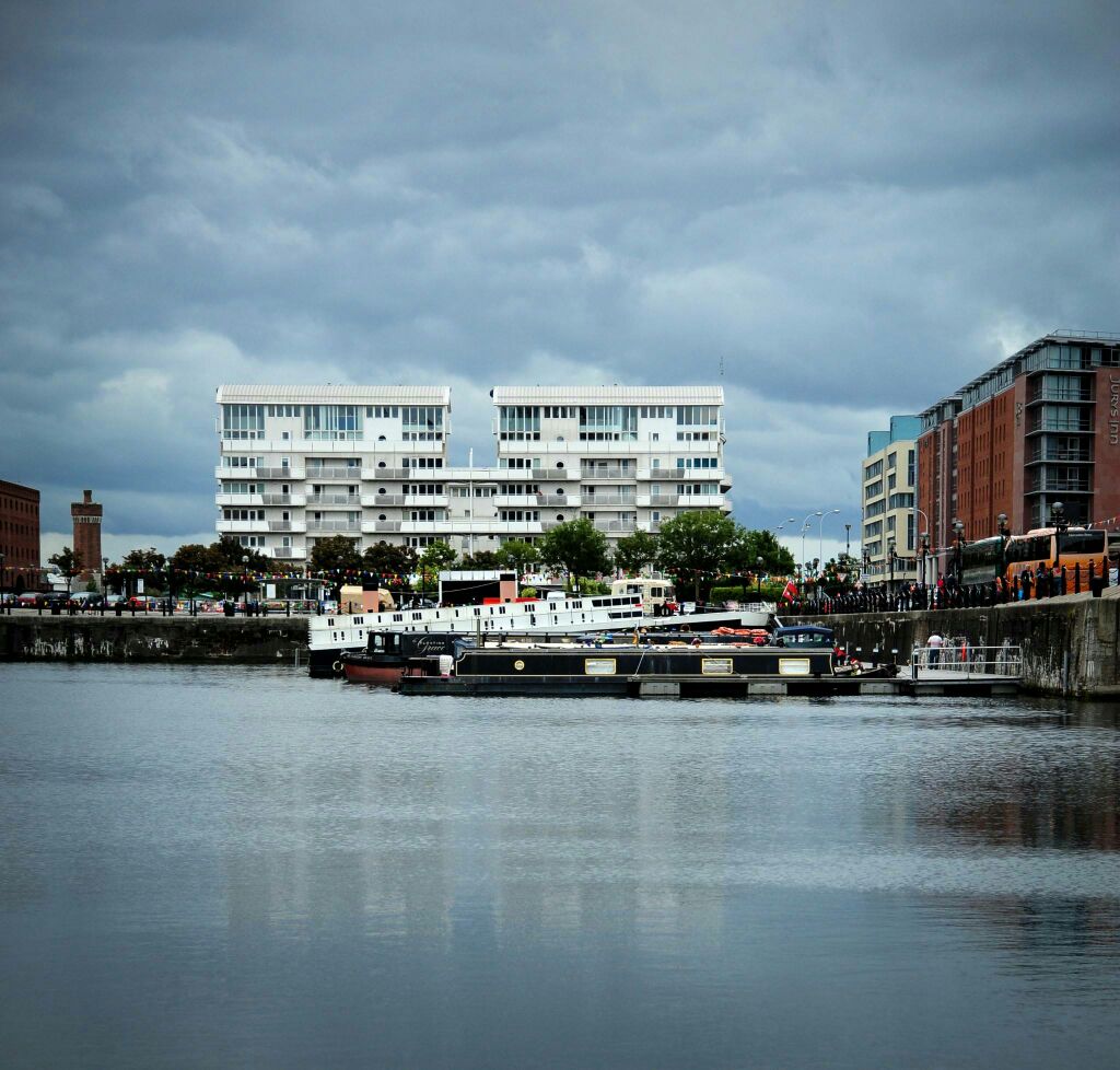 阿尔伯特船坞albert dock