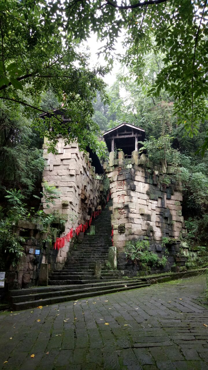 【携程攻略】广安神龙山巴人古堡好玩吗,广安神龙山巴