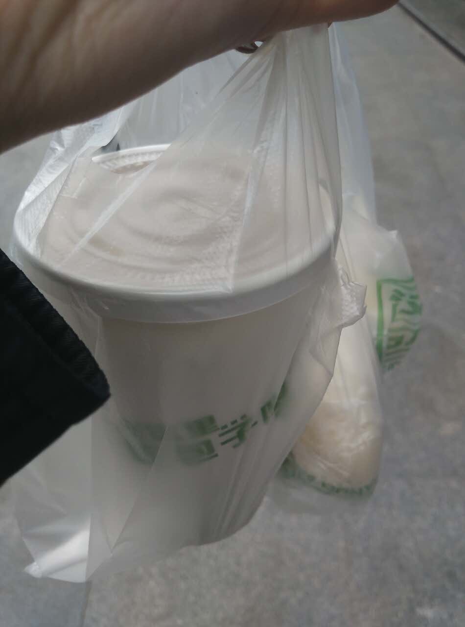 放心的包子店,早餐加上一杯豆浆就是极好的啦