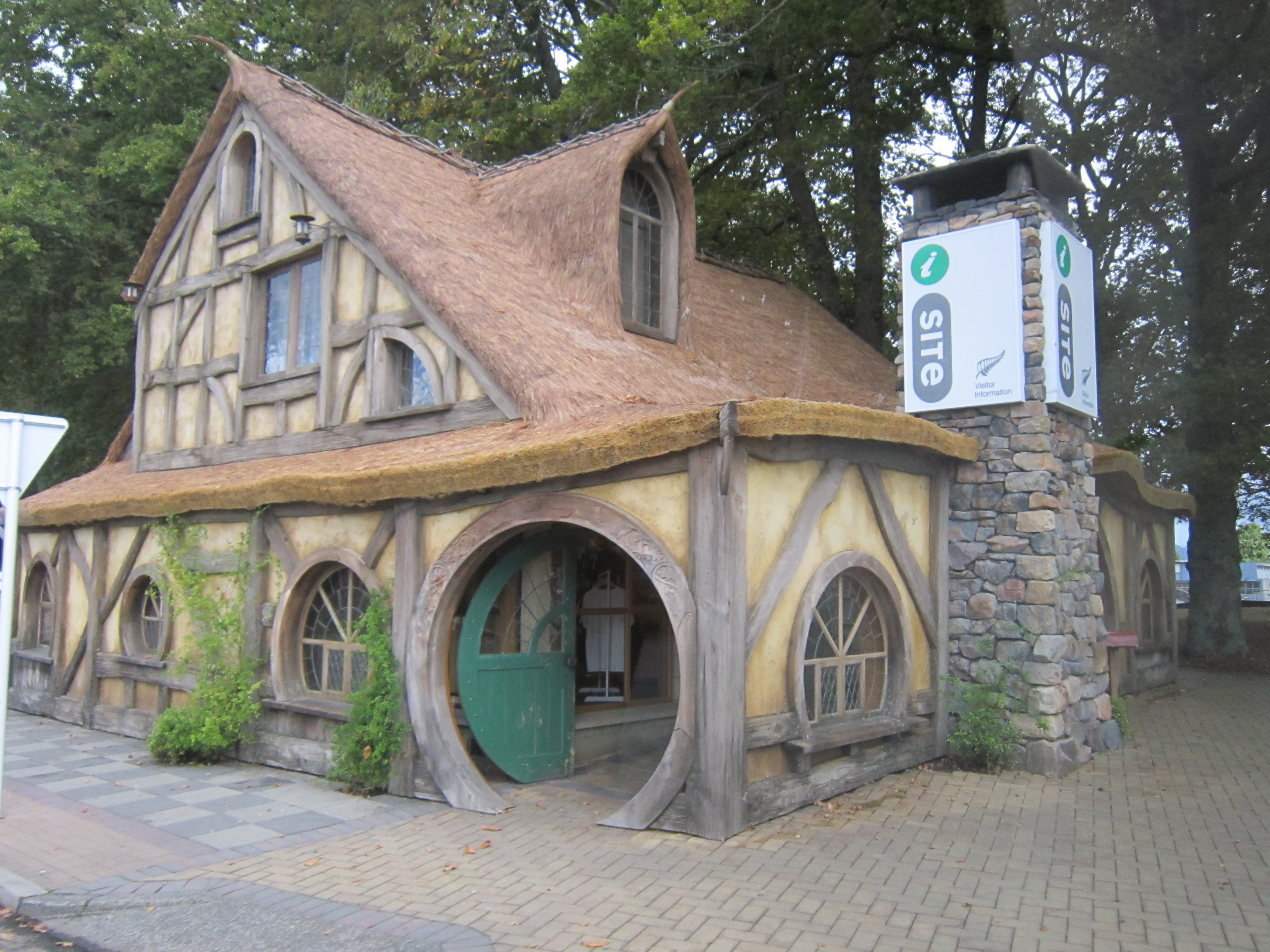霍比特村hobbit village