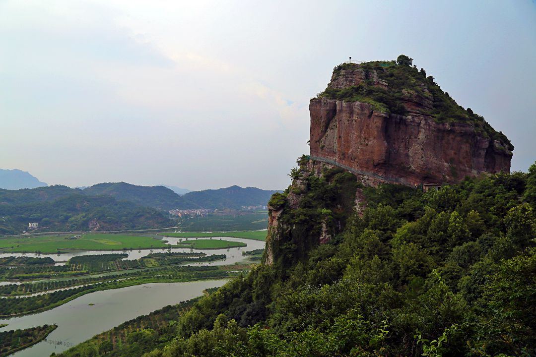 桃渚风景区