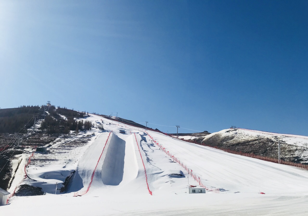 岱海国际滑雪场