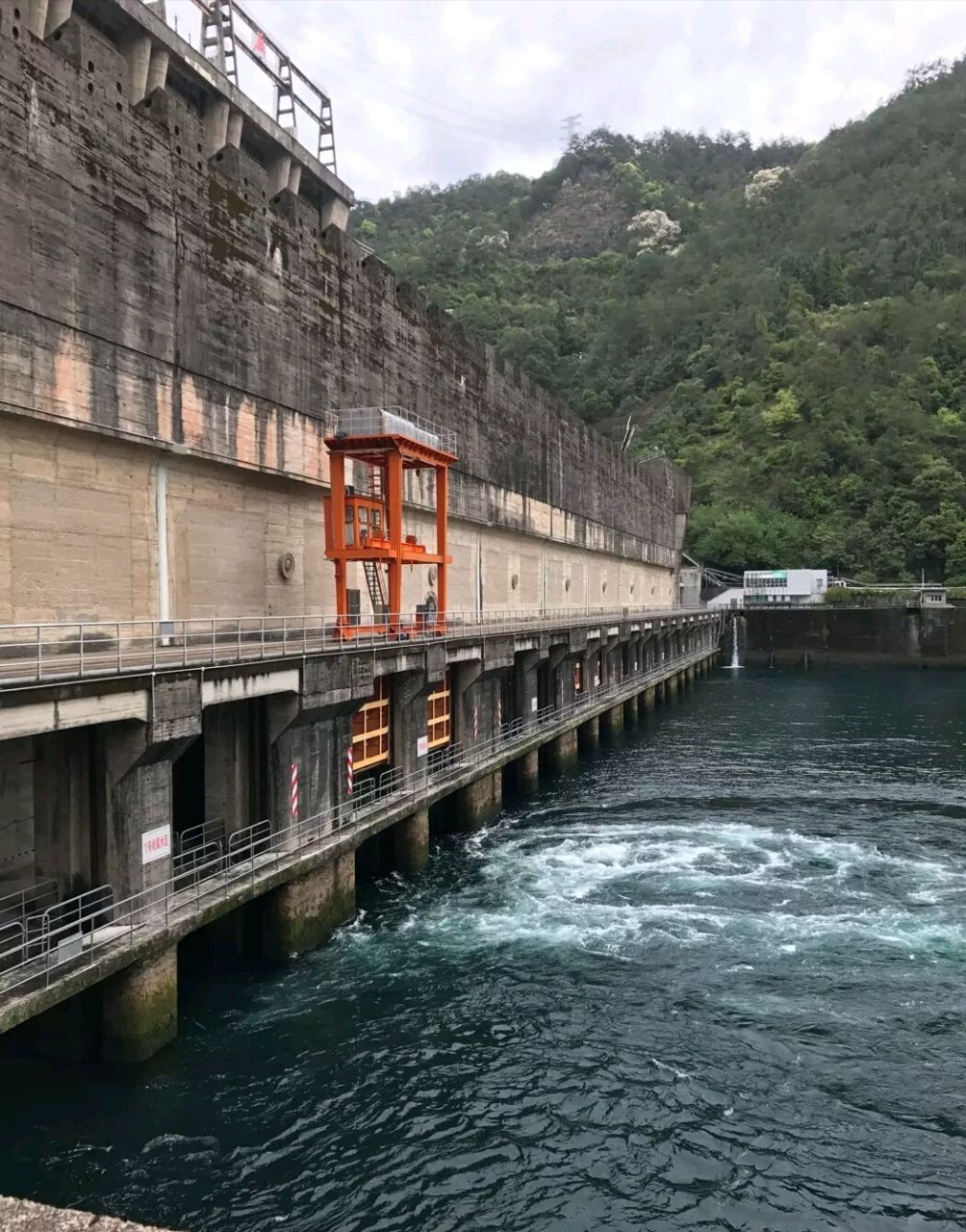 新安江水电站