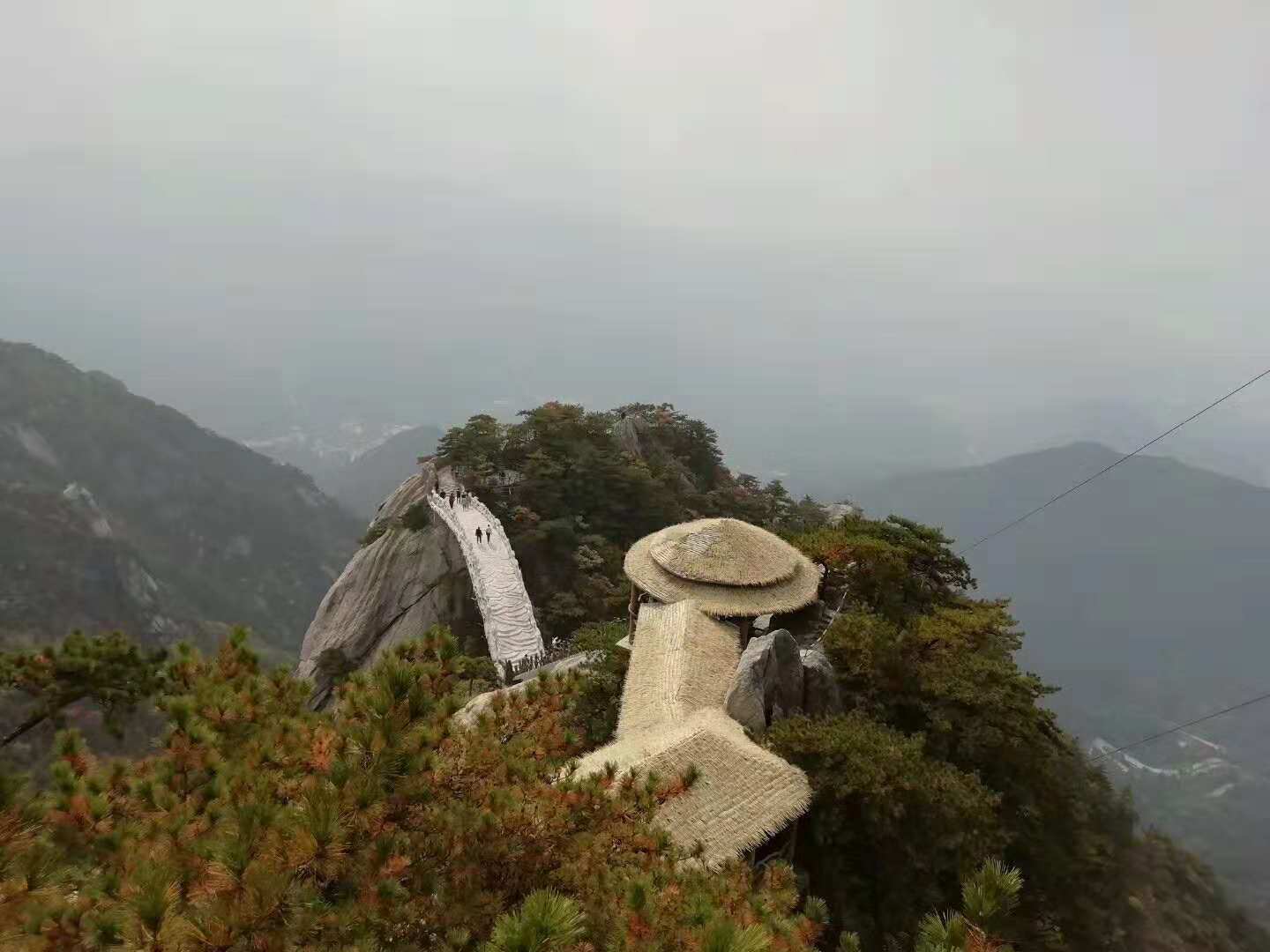 大别山主峰景区白马尖