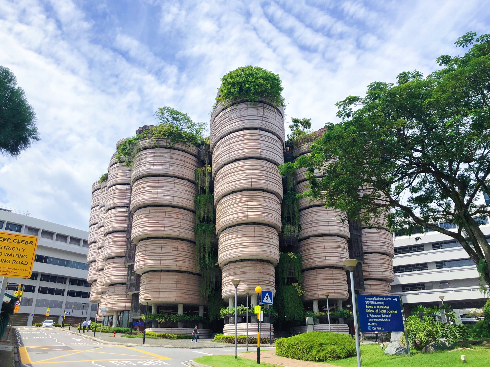 新加坡南洋理工大学