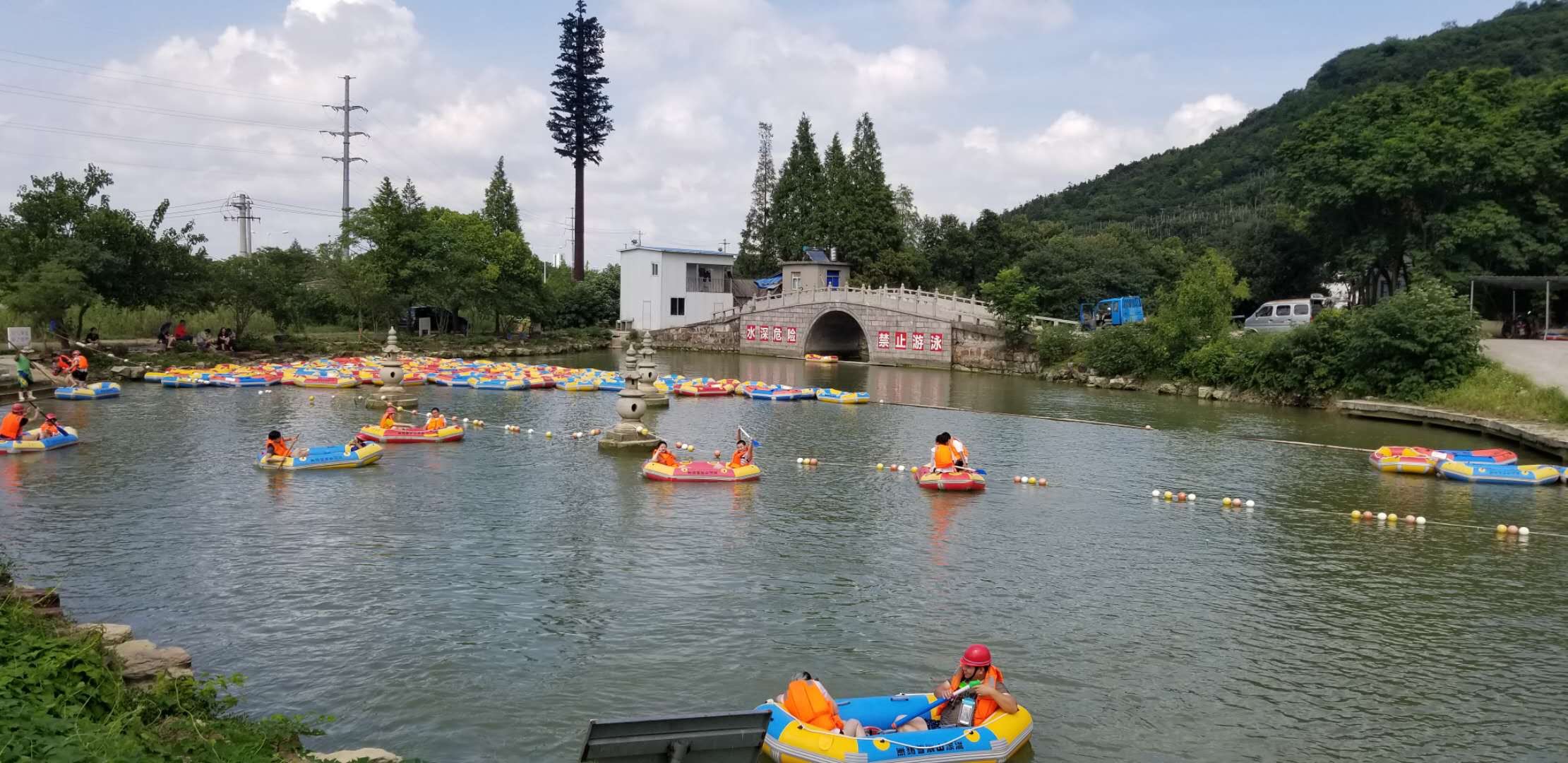 无锡雪浪山漂流好玩吗,无锡雪浪山漂流景点怎么样