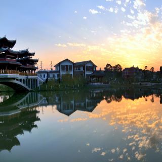 田东县城西湿地公园   分 1条点评 公园乐园 城市公园 距景点3.8km