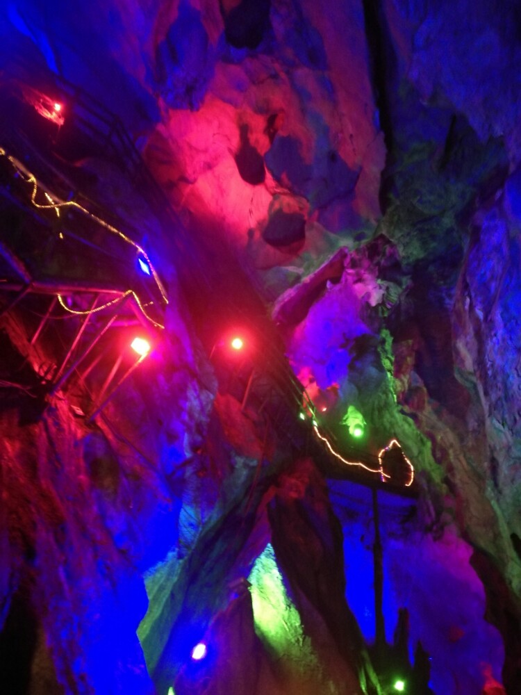 南阳伏牛地下河好玩吗,南阳伏牛地下河景点怎么样