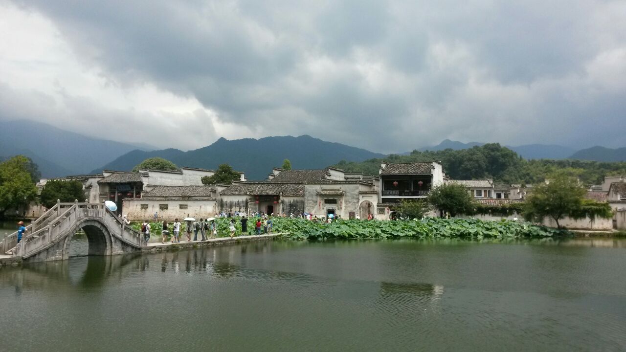 【携程攻略】宏村画桥好玩吗,宏村画桥景点怎么样_点评_评价