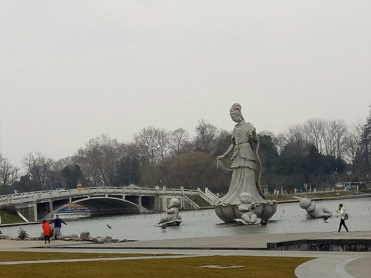 南京莲花广场攻略,南京莲花广场门票/游玩攻略/地址