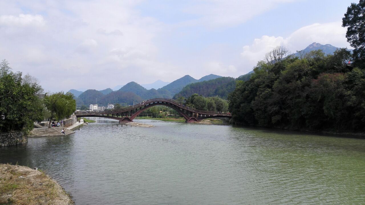 龙川风景区