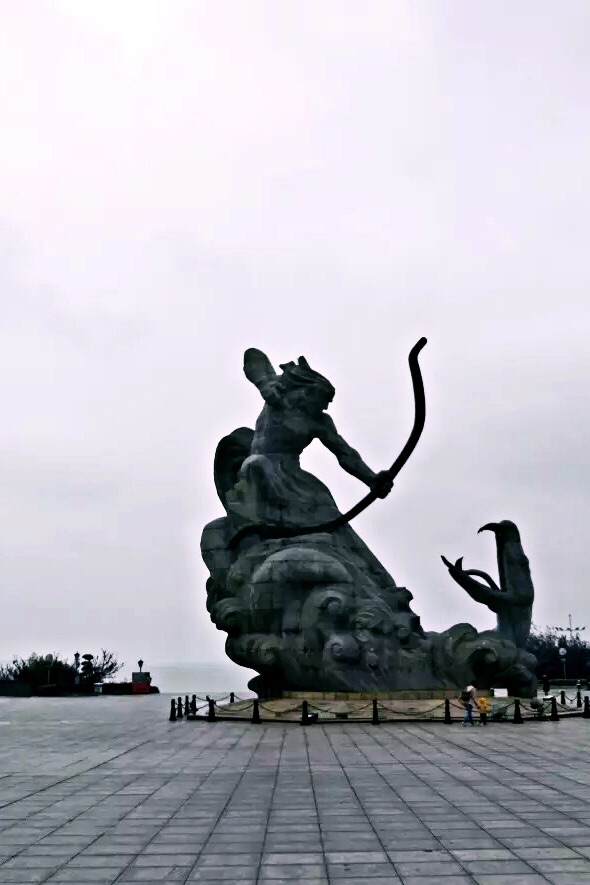 岳阳巴陵广场好玩吗,岳阳巴陵广场景点怎么样_点评_评价【携程攻略】
