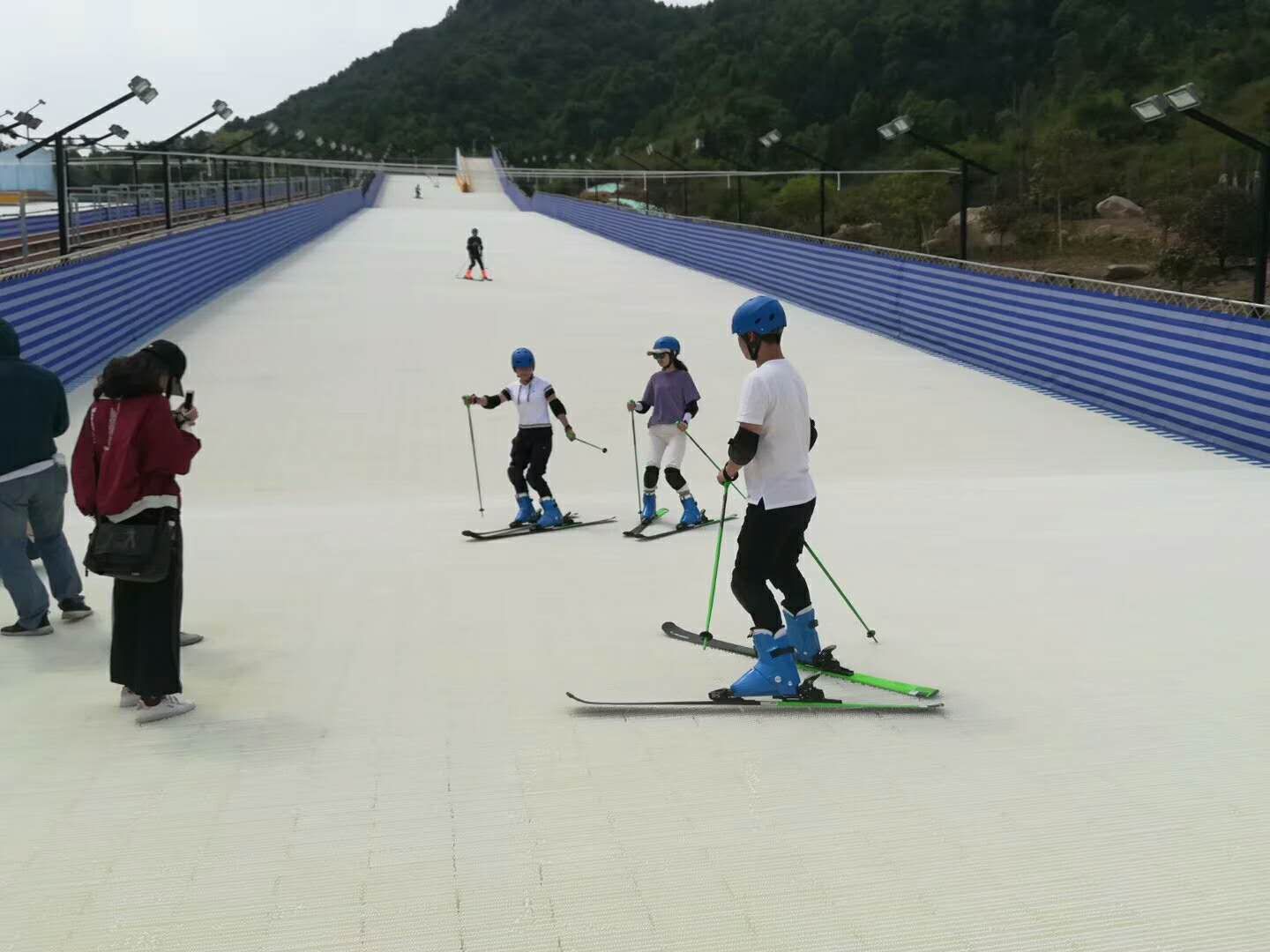  三角山全面改造升级,四季滑雪场