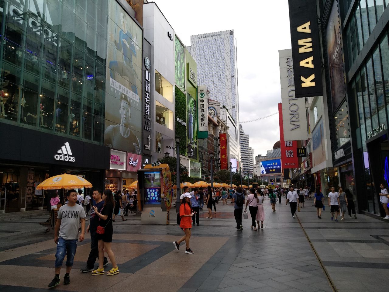 成都春熙路好玩吗,成都春熙路景点怎么样_点评_评价