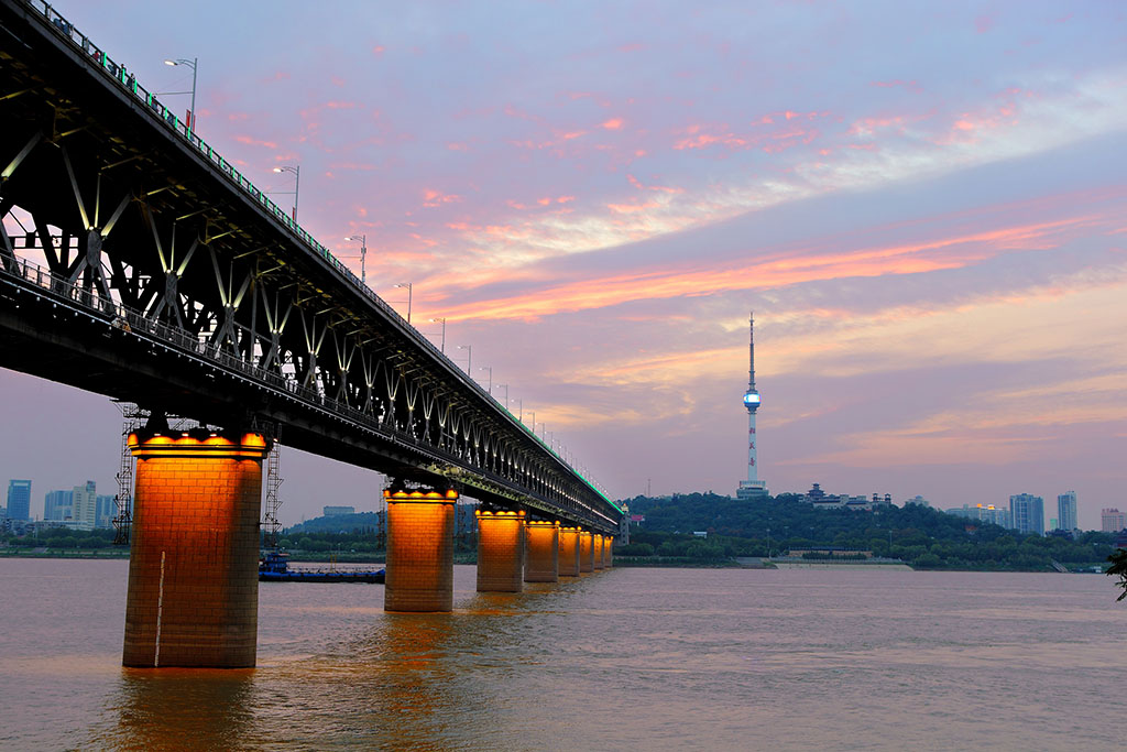 台湾首座武汉造大桥获台湾最高质量奖--金安