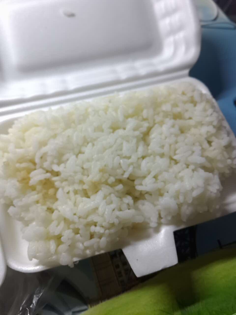 旁边不想出去买饭的时候就去这买10块钱能买一荤两素外带一盒米饭应该