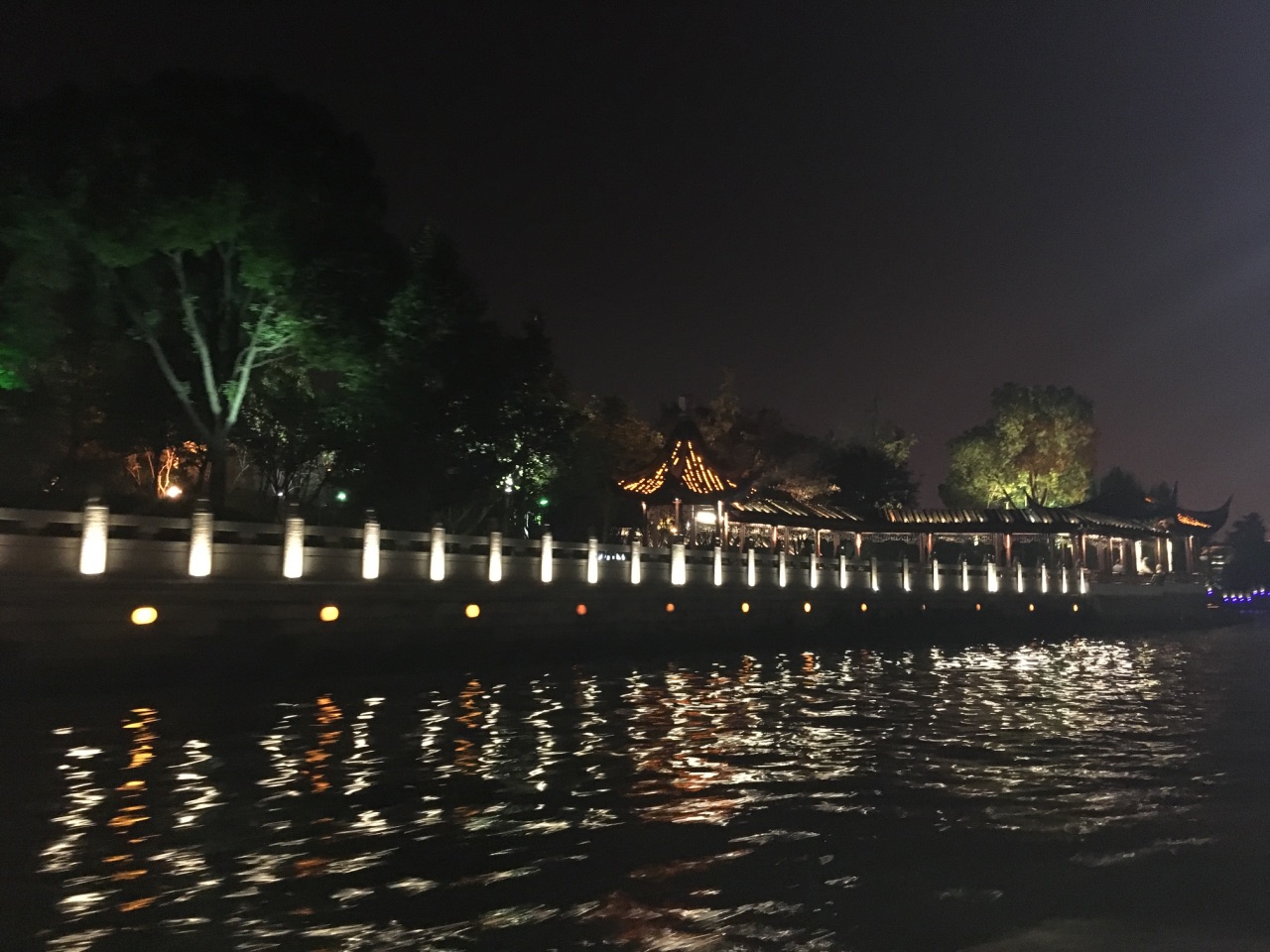 苏州夜游护城河好玩吗,苏州夜游护城河景点怎么样_点评_评价【携程