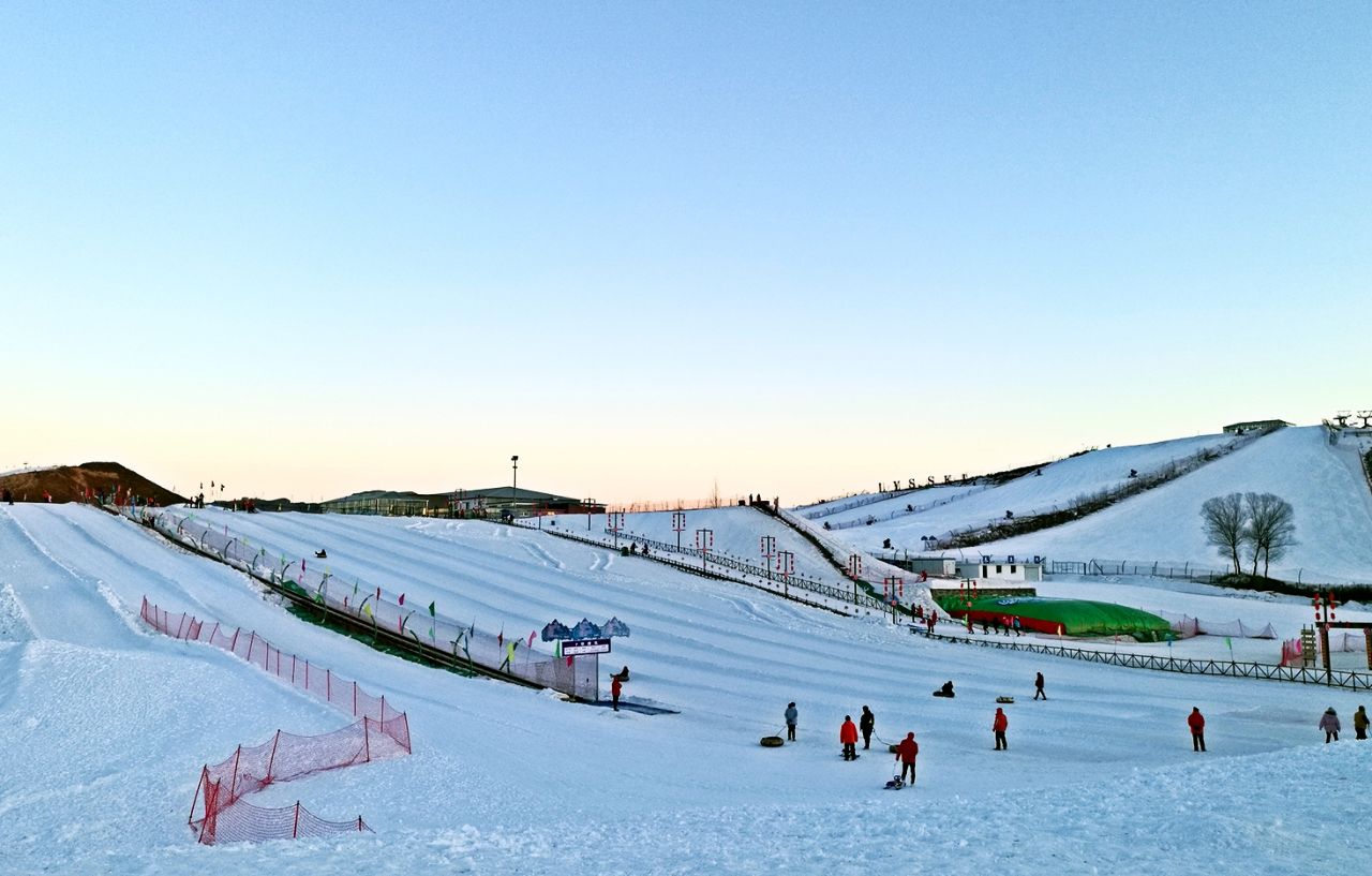 保定狼牙山滑雪场好玩吗,保定狼牙山滑雪场景点怎么样