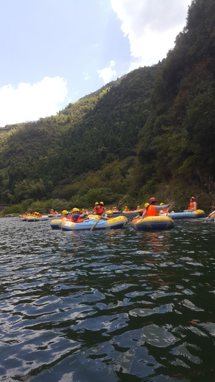 千岛湖白云溪漂流好玩吗,千岛湖白云溪漂流景点怎么样_点评_评价