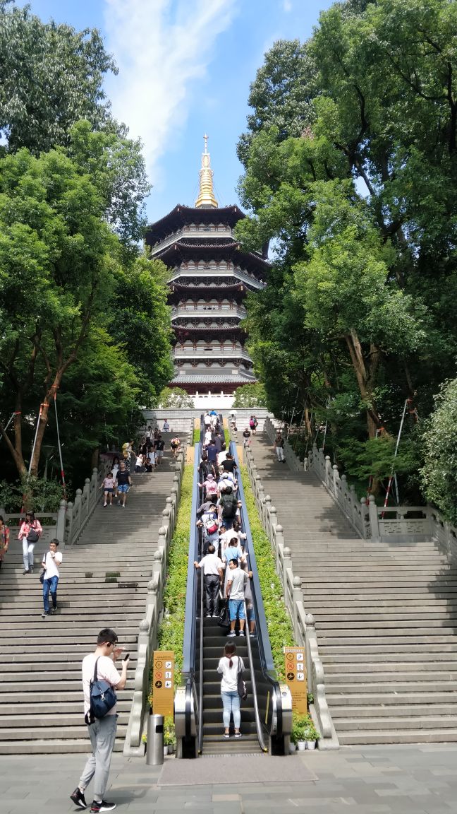 杭州雷峰塔好玩吗,杭州雷峰塔景点怎么样_点评_评价