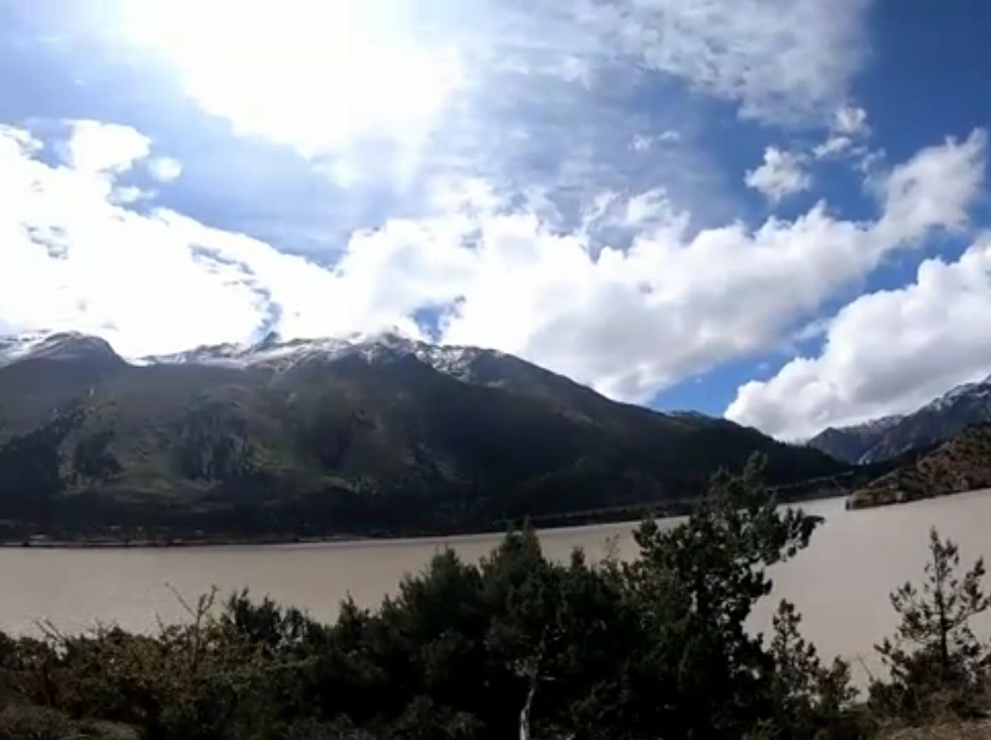 芒康莽措湖自然风景区好玩吗,芒康莽措湖自然风景区样