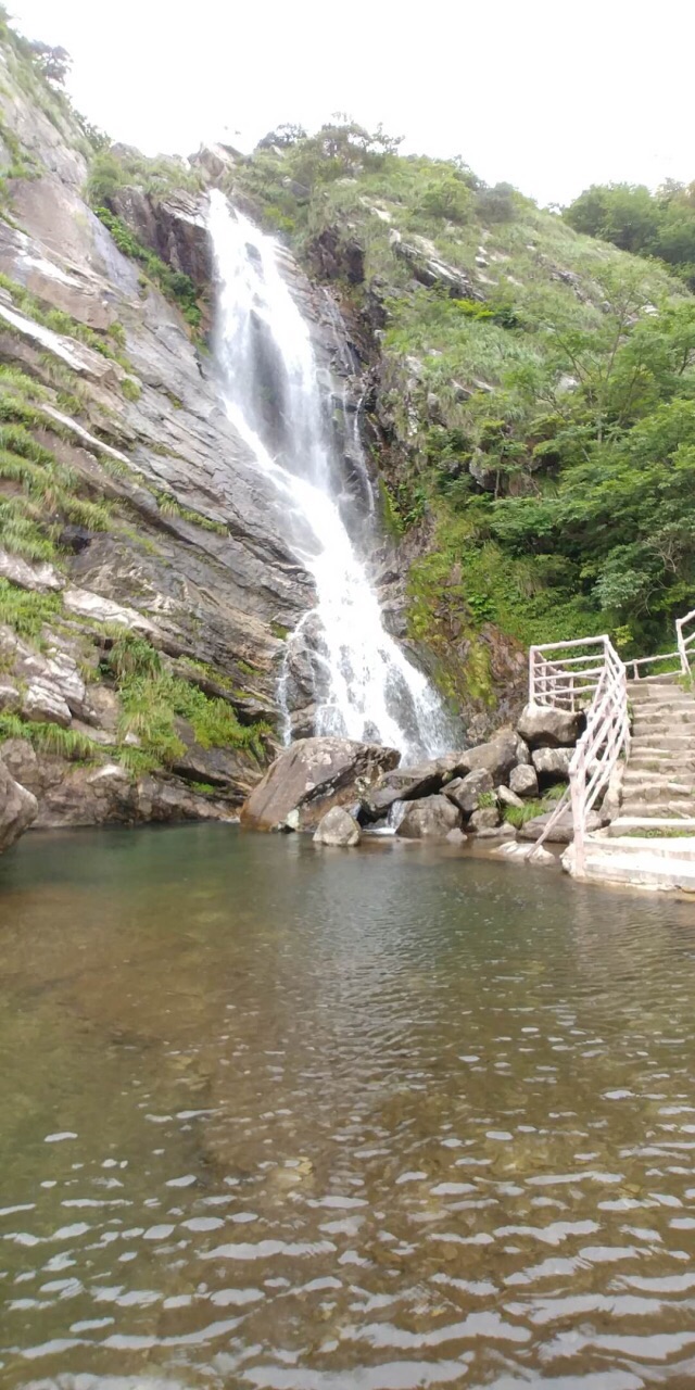 还可以 再付36 元入景区,完全不值得 建议到含鄱囗拍拍照,感授庐山