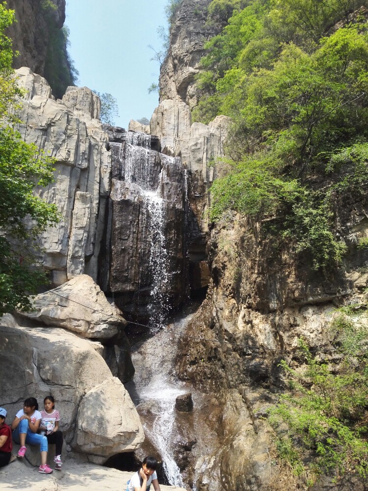 狼牙山位于河北保定,多年的革命根据地了,可惜景区开发太不用心,景区