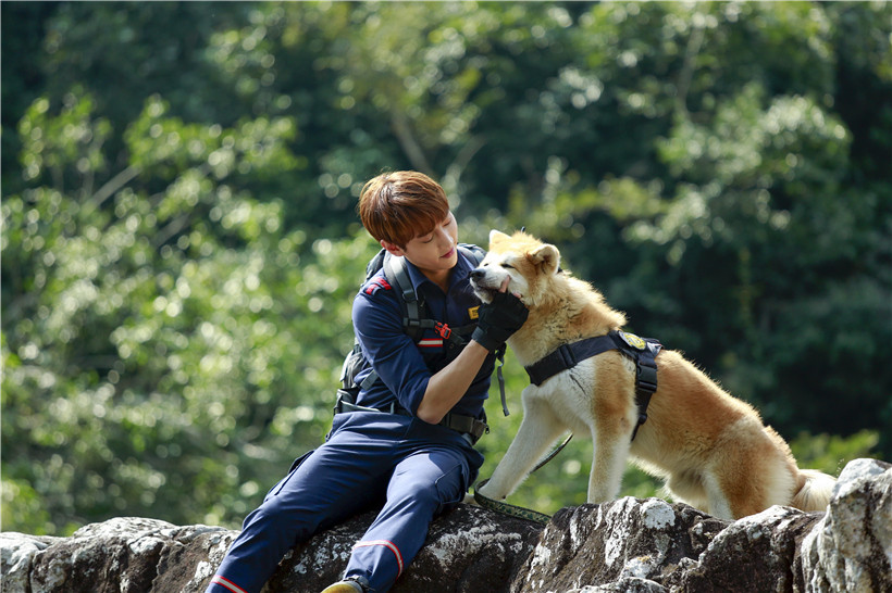 呀诺达旅游· 姜潮携神犬小七再来袭,情人节上演花式"