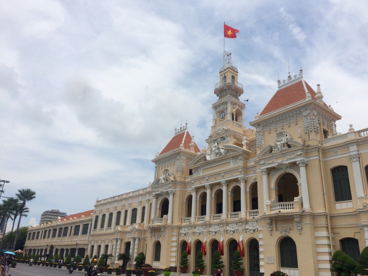 【携程攻略】胡志明市市政厅景点,在统一宫附近 和大