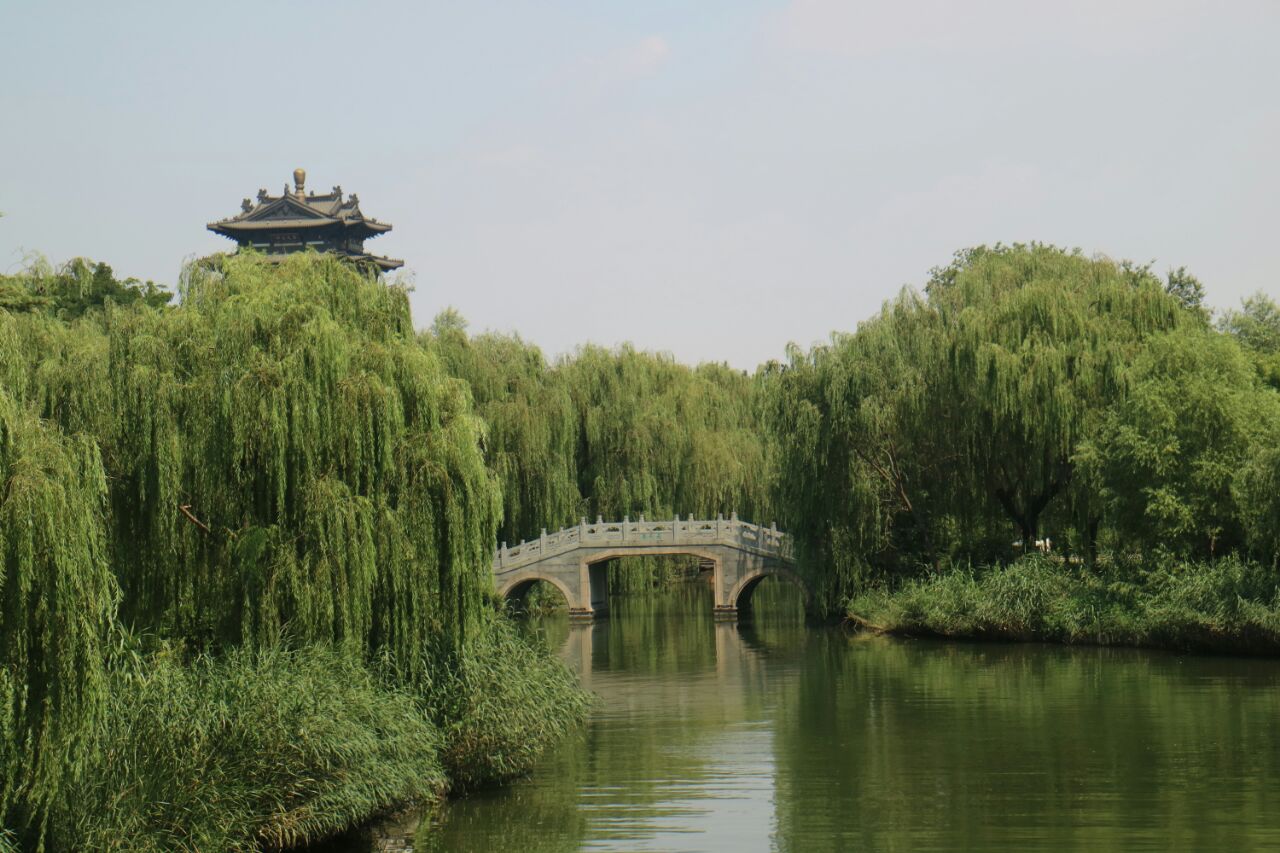 大明湖景区游船