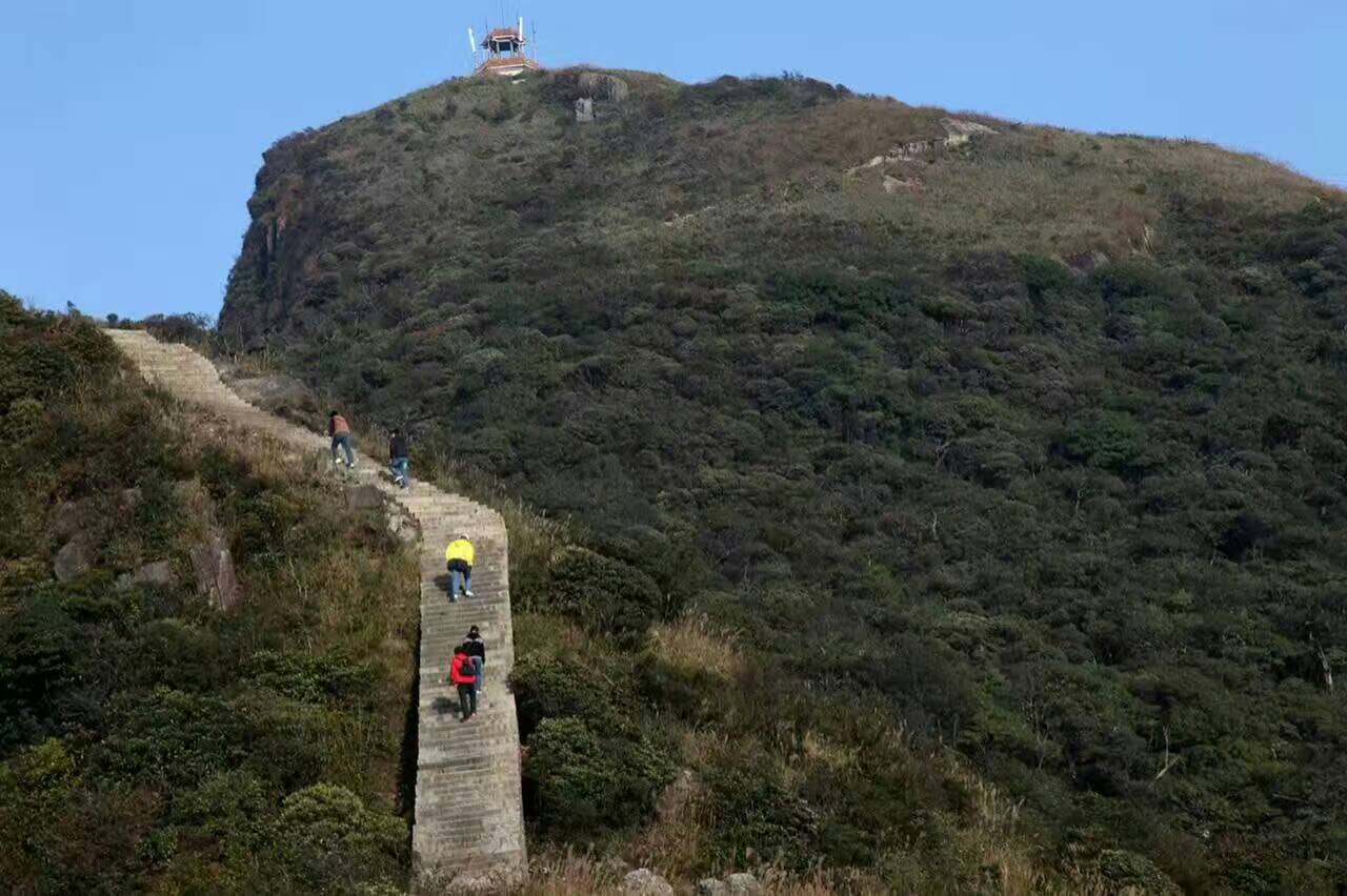 最终确定了这位军人地陪～阿杰,去了回龙山～小东江,虽然价格比其他的