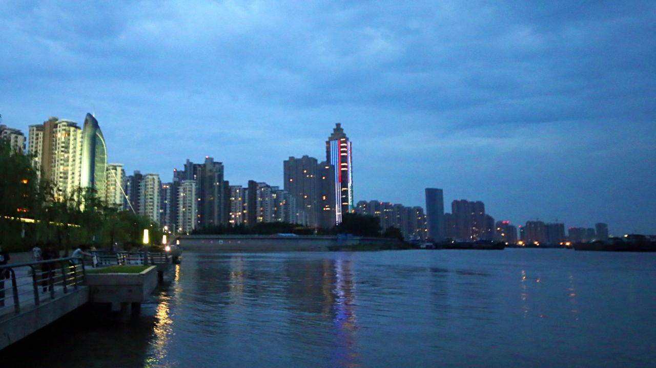 芜湖滨江公园好玩吗,芜湖滨江公园景点怎么样_点评