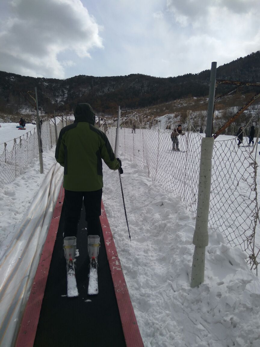 【携程攻略】威海威虎山滑雪场景点,总体上还可以,,初
