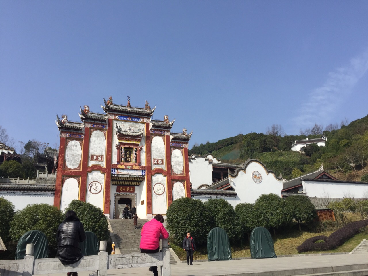 【携程攻略】秭归屈原故里景点,带娃来了屈原祠,拜了.