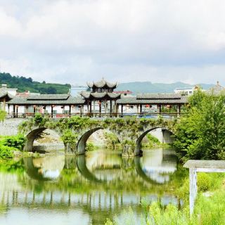凤啭河