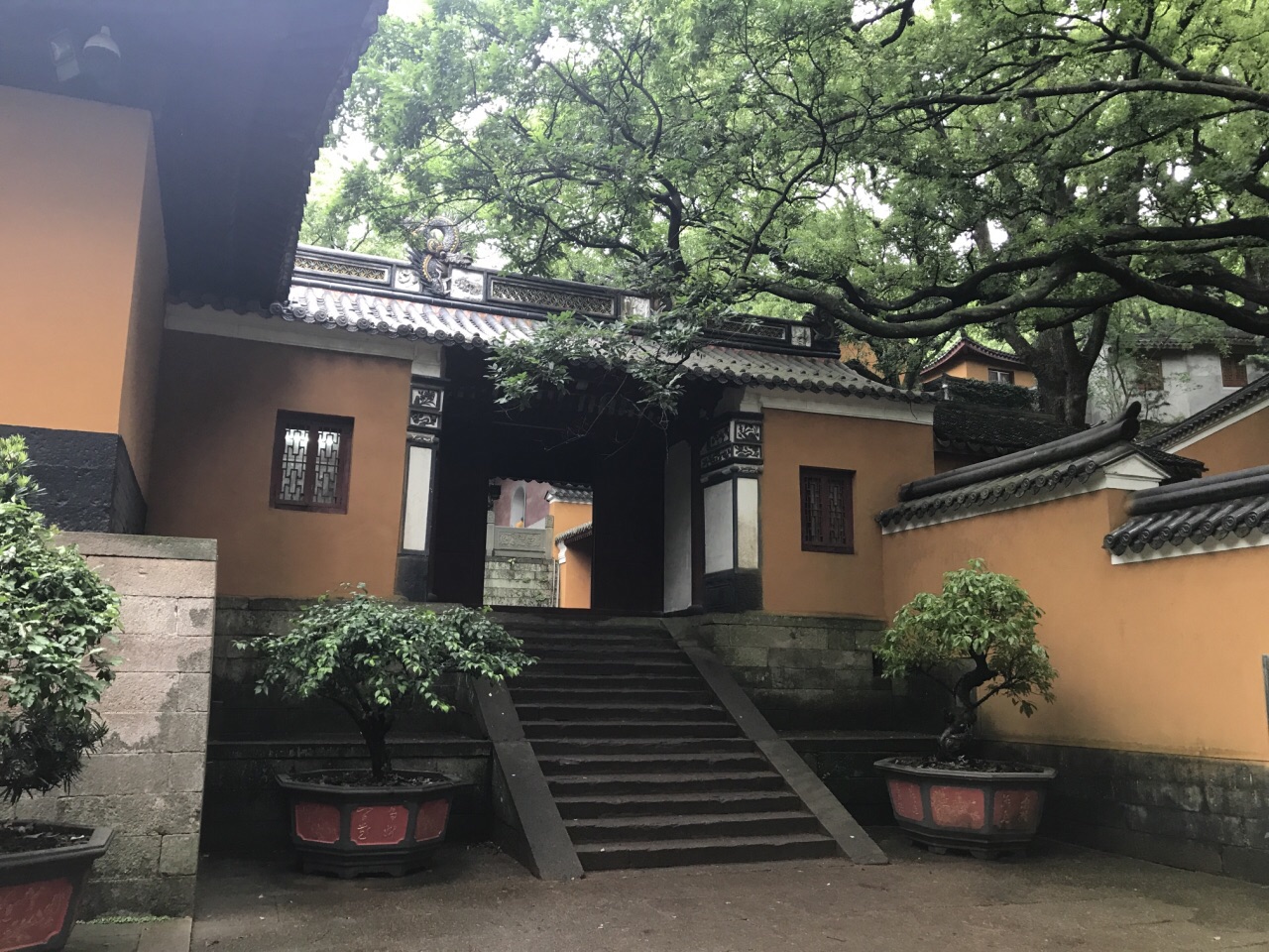 法雨寺