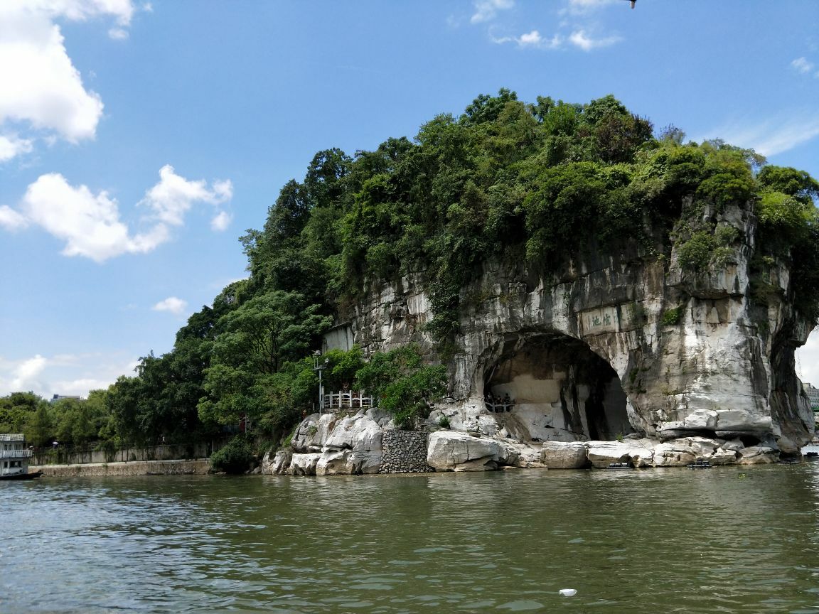 【携程攻略】桂林象山景区好玩吗,桂林象山景区景点样